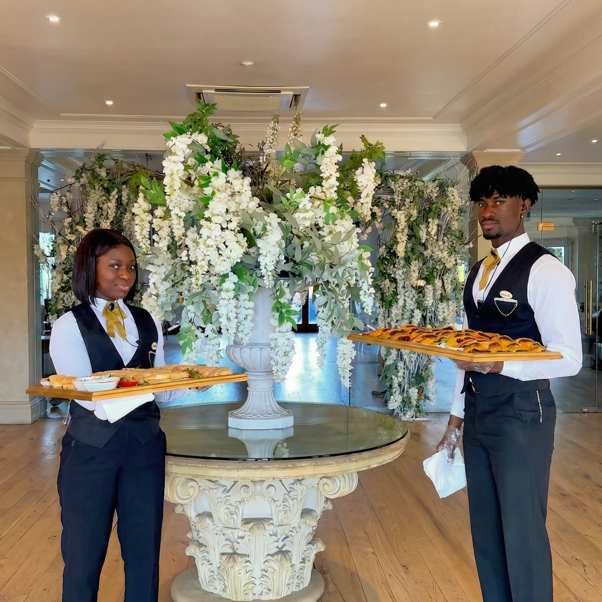 De'Osa Staff at Event